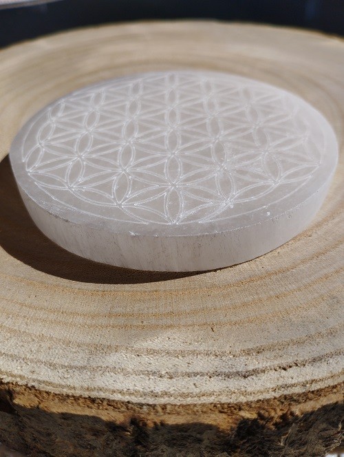 PLACA SELENITA REDONDA FLOR DE LA VIDA