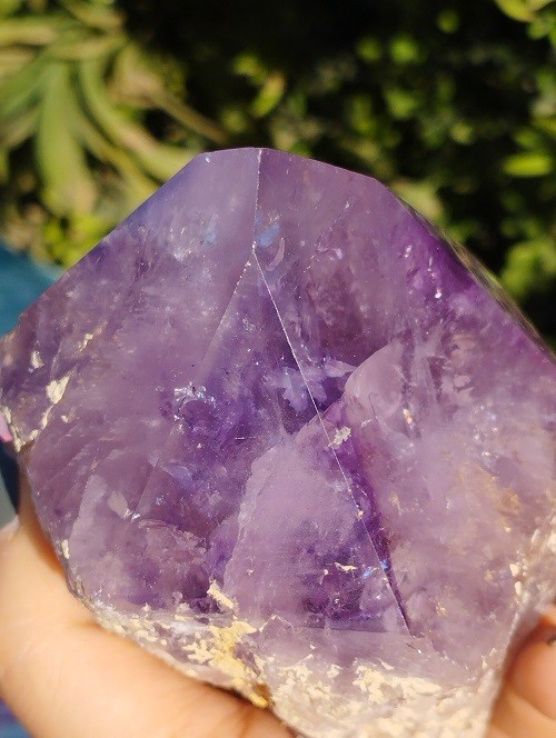 PUNTA MAESTRA ARCOIRIS DE AMATISTA SEMIPULIDA MOD.3