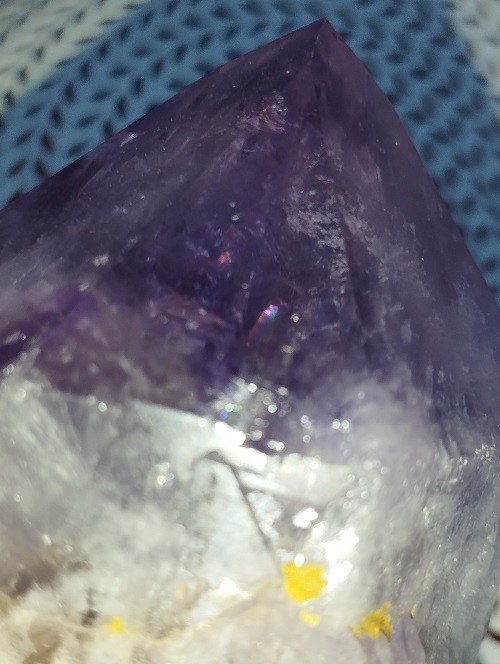 PUNTA MAESTRA ARCOIRIS DE AMATISTA SEMIPULIDA MOD.7