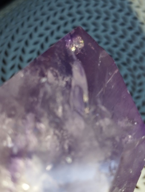 PUNTA MAESTRA ARCOIRIS DE AMATISTA SEMIPULIDA MOD.7