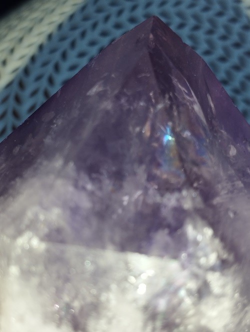 PUNTA MAESTRA ARCOIRIS DE AMATISTA SEMIPULIDA MOD.7