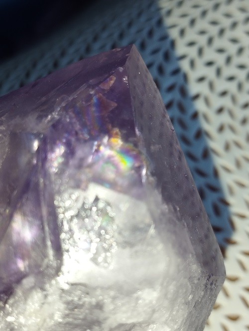 PUNTA MAESTRA ARCOIRIS DE AMATISTA SEMIPULIDA MOD.7