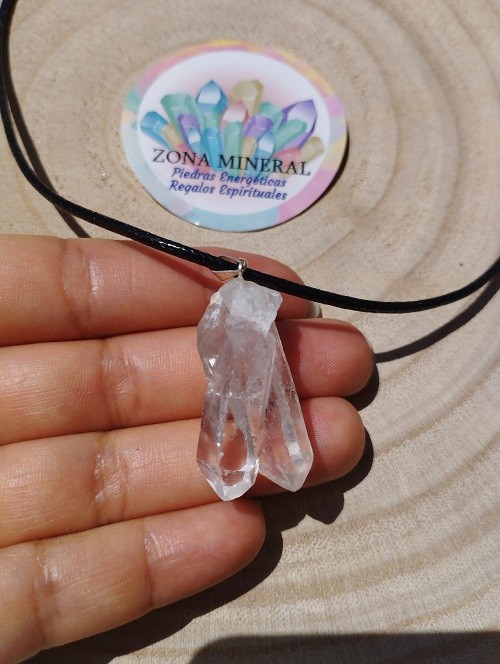 COLGANTE PUNTA MAESTRA ABRAZO DE CUARZO