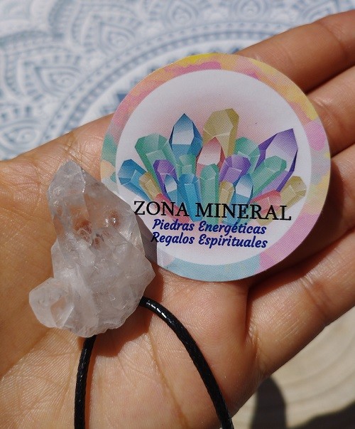 COLGANTE PUNTA MAESTRA ABRAZO DE CUARZO