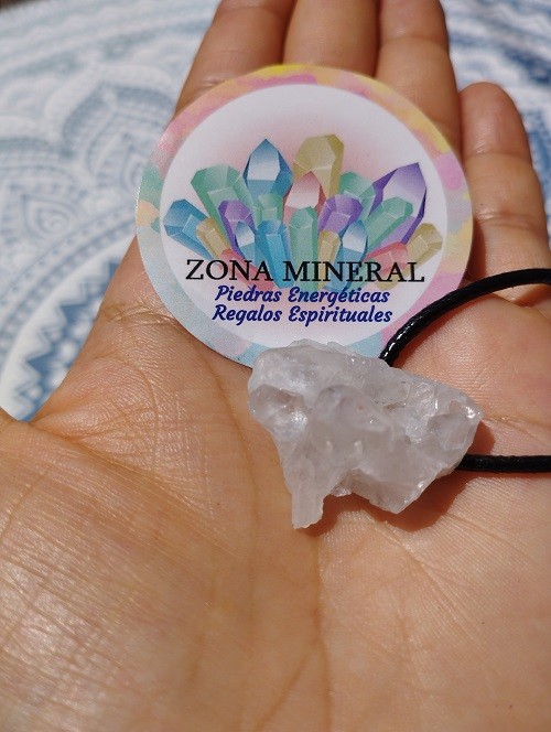 COLGANTE PUNTA MAESTRA ABUNDANCIA DE CUARZO