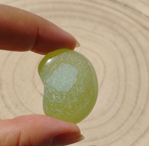 JADE VERDE RODADO MEDIANO