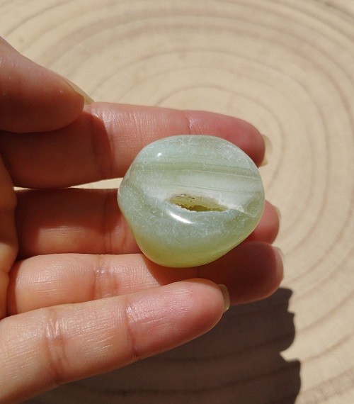 JADE VERDE RODADO MEDIANO