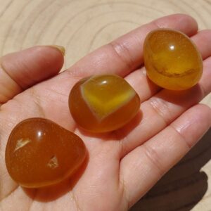 JADE AMARILLO RODADO MEDIANO