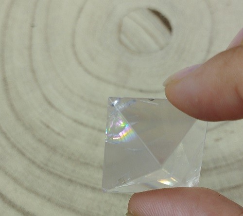 PIRAMIDE DE CUARZO ROSA