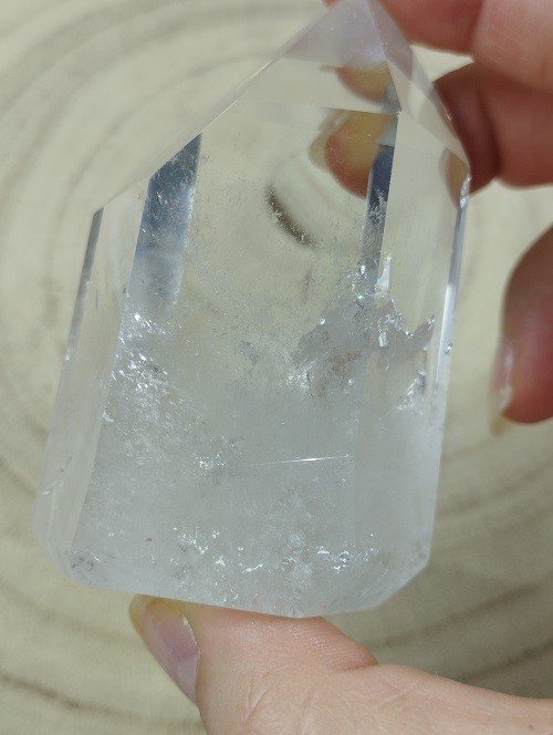 PUNTA MAESTRA ARCOIRIS DE CUARZO BLANCO PULIDA