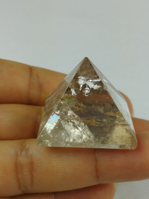 PIRAMIDE DE CUARZO AHUMADO 3 x 3cm