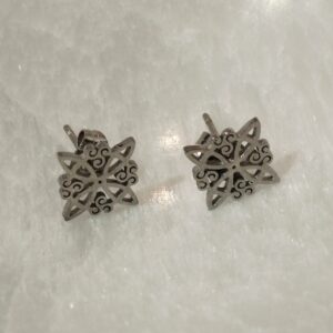 PENDIENTES NUDO DE BRUJA ACERO INOXIDABLE